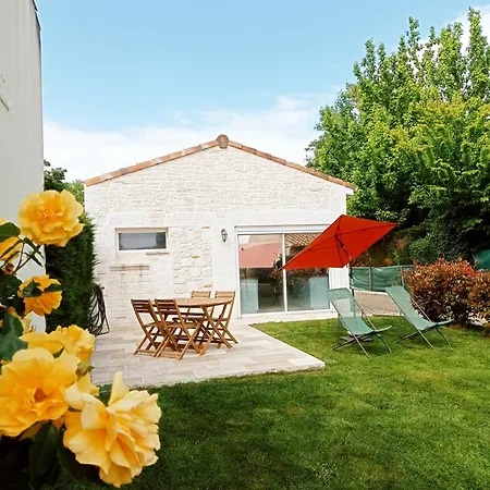 Charmant Gite Independant Au Calme Tout Confort Wifi Climatisation Draps Et Serviettes Incluses Barbaste Exterior photo